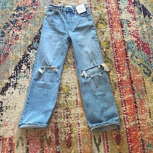 A&F 90’s Ultra High Rise Relaxed Jeans
